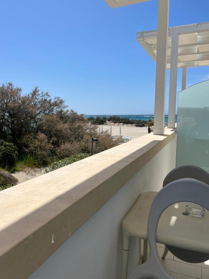 Habitación Doble con vistas parciales al mar