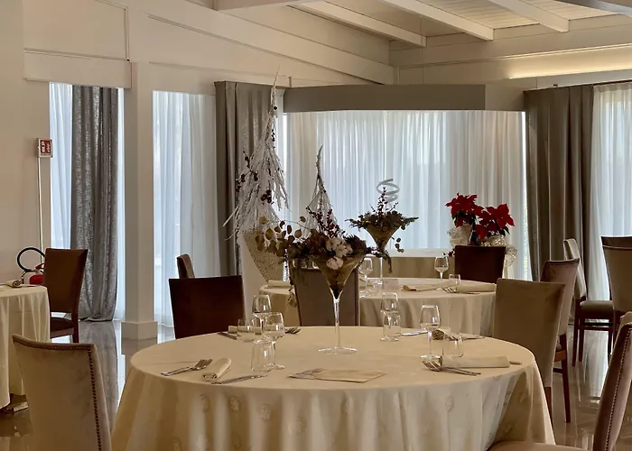 Hotel Ping Pong: Hotel Posidonia